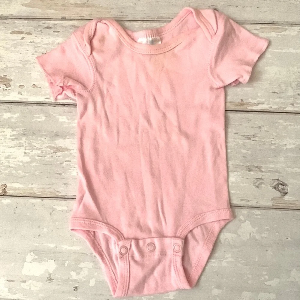 Baby Girl 3m Outfit Pink Bodysuit & Gray Joggers Sweatpants Pants 100% Cotton - Picture 2 of 3